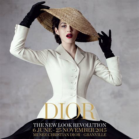 the new look dior revolution|who created new look.